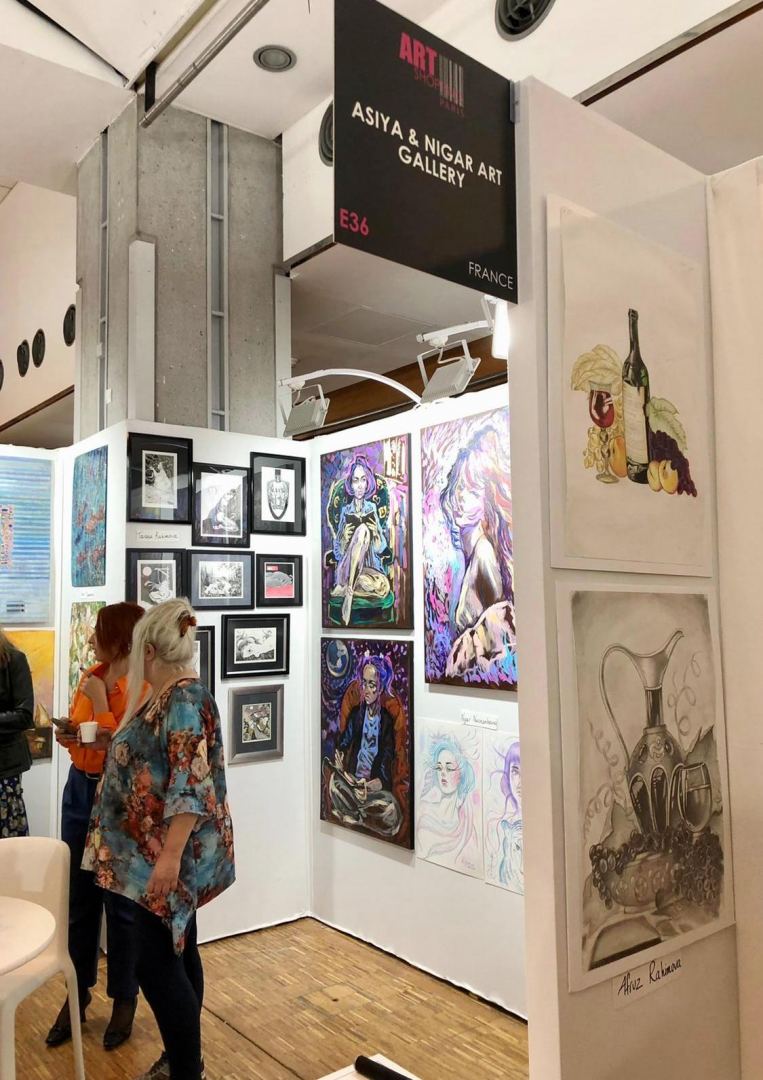 Нигяр Нариманбекова представила работы азербайджанских художников в Carrousel du Louvre в  Париже (ФОТО)