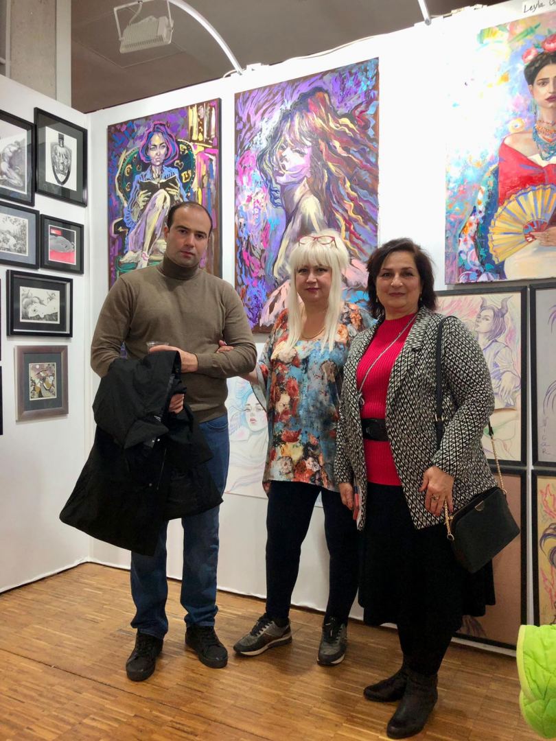 Нигяр Нариманбекова представила работы азербайджанских художников в Carrousel du Louvre в  Париже (ФОТО)