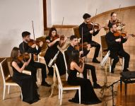 Впервые в Баку выступил известный израильский виртуоз Ави Авиталь (ВИДЕО, ФОТО)