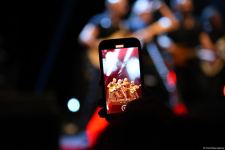 Турецкая звезда Кырач отметил два юбилея в Баку. Кульминацией стала песня Рашида Бейбутова  (ВИДЕО, ФОТО)