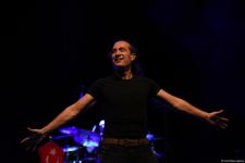 Турецкая звезда Кырач отметил два юбилея в Баку. Кульминацией стала песня Рашида Бейбутова  (ВИДЕО, ФОТО)