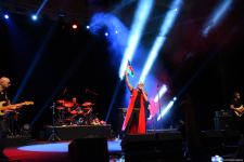 Турецкая звезда Кырач отметил два юбилея в Баку. Кульминацией стала песня Рашида Бейбутова  (ВИДЕО, ФОТО)