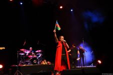 Турецкая звезда Кырач отметил два юбилея в Баку. Кульминацией стала песня Рашида Бейбутова  (ВИДЕО, ФОТО)