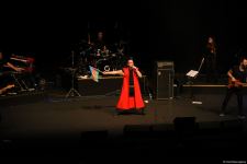 Турецкая звезда Кырач отметил два юбилея в Баку. Кульминацией стала песня Рашида Бейбутова  (ВИДЕО, ФОТО)