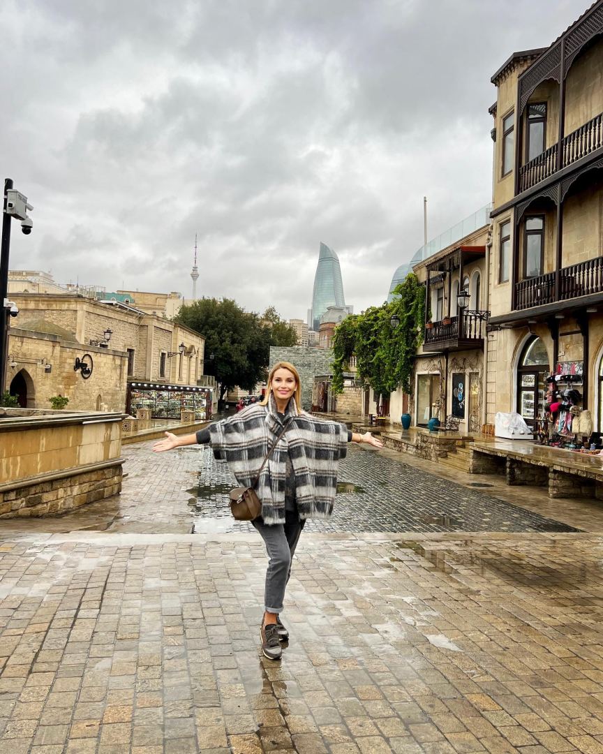 Спасибо гостеприимный, вкусный, красивый Баку! – российская певица Ольга Орлова (ФОТО)