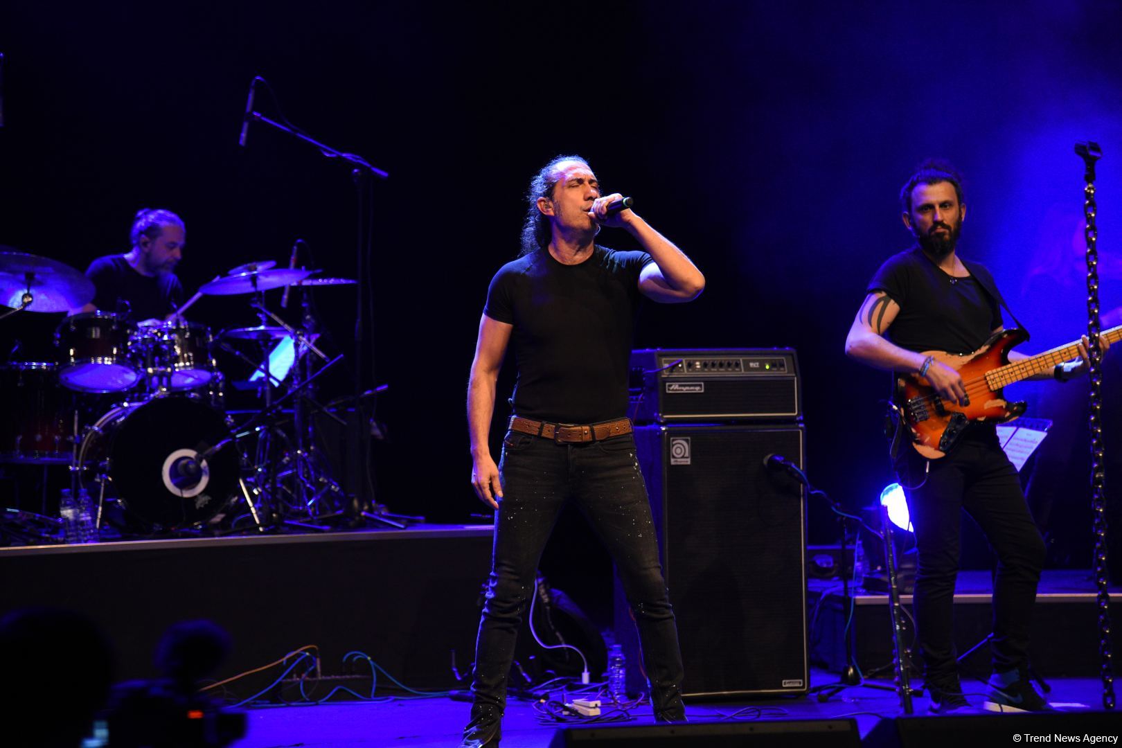 Турецкая звезда Кырач отметил два юбилея в Баку. Кульминацией стала песня Рашида Бейбутова  (ВИДЕО, ФОТО)