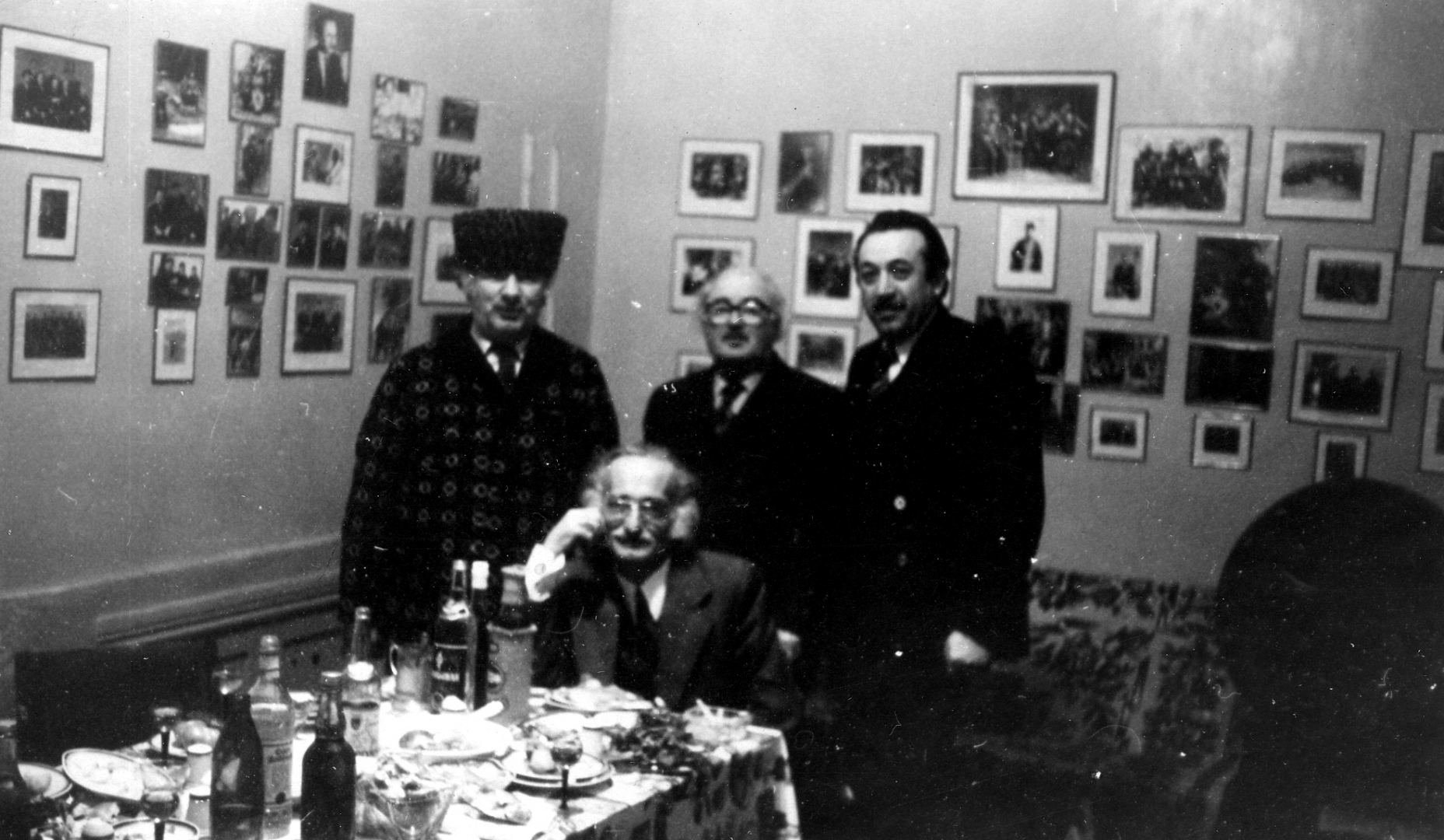 Проект АМИ Trend "Я родился в Шуше". За голову Фирудина Шушинского армяне назначили 6 млн: воспоминания сына  (ФОТО)