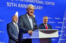 В Баку отметили 10-летие учреждения Международного центра Низами Гянджеви (ФОТО/ВИДЕО)