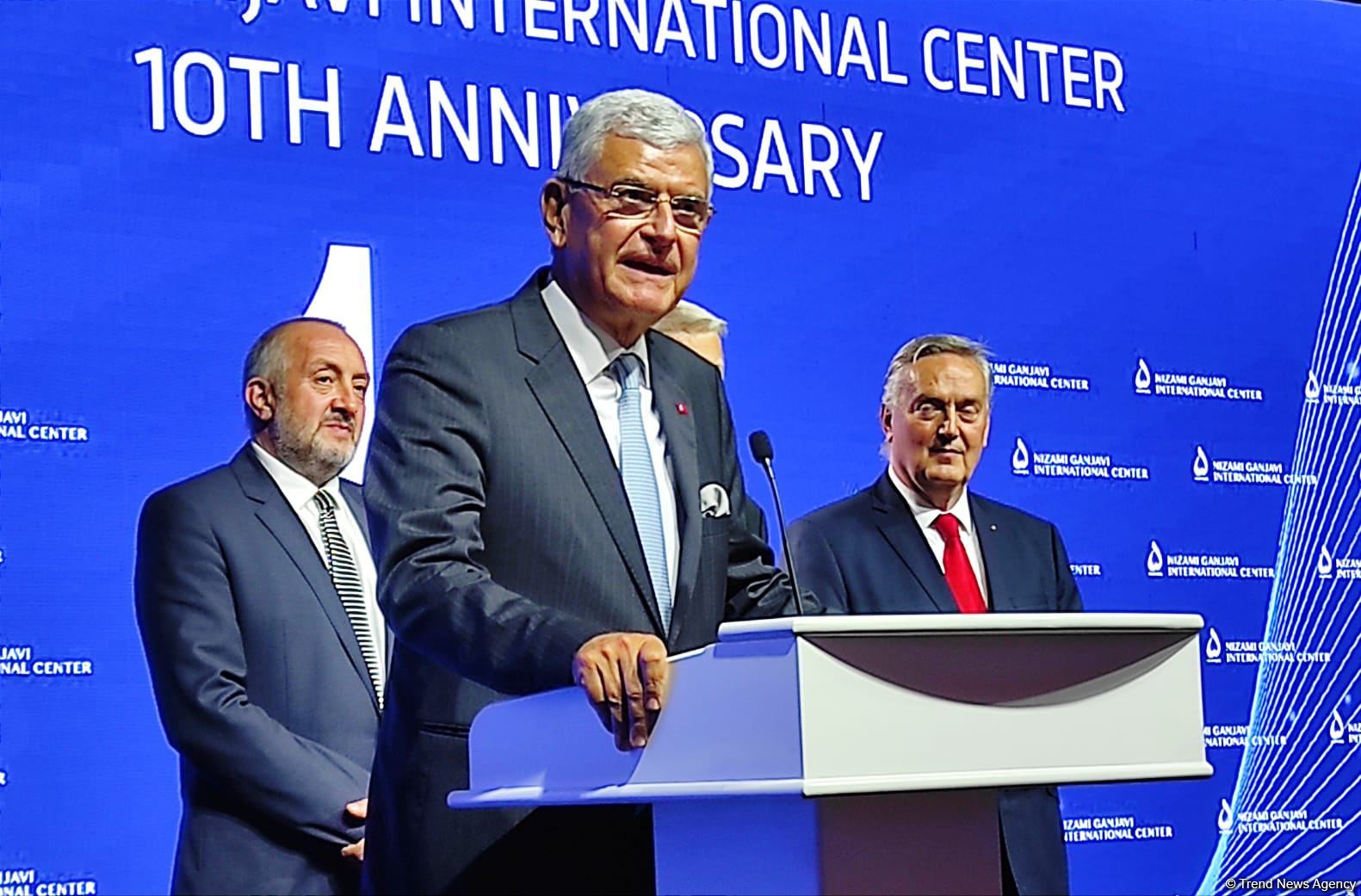 В Баку отметили 10-летие учреждения Международного центра Низами Гянджеви (ФОТО/ВИДЕО)