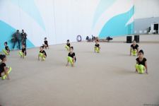 В Национальной арене гимнастики в Баку проходят учебно-тренировочные сборы спортсменок из Мингячевира (ФОТО)