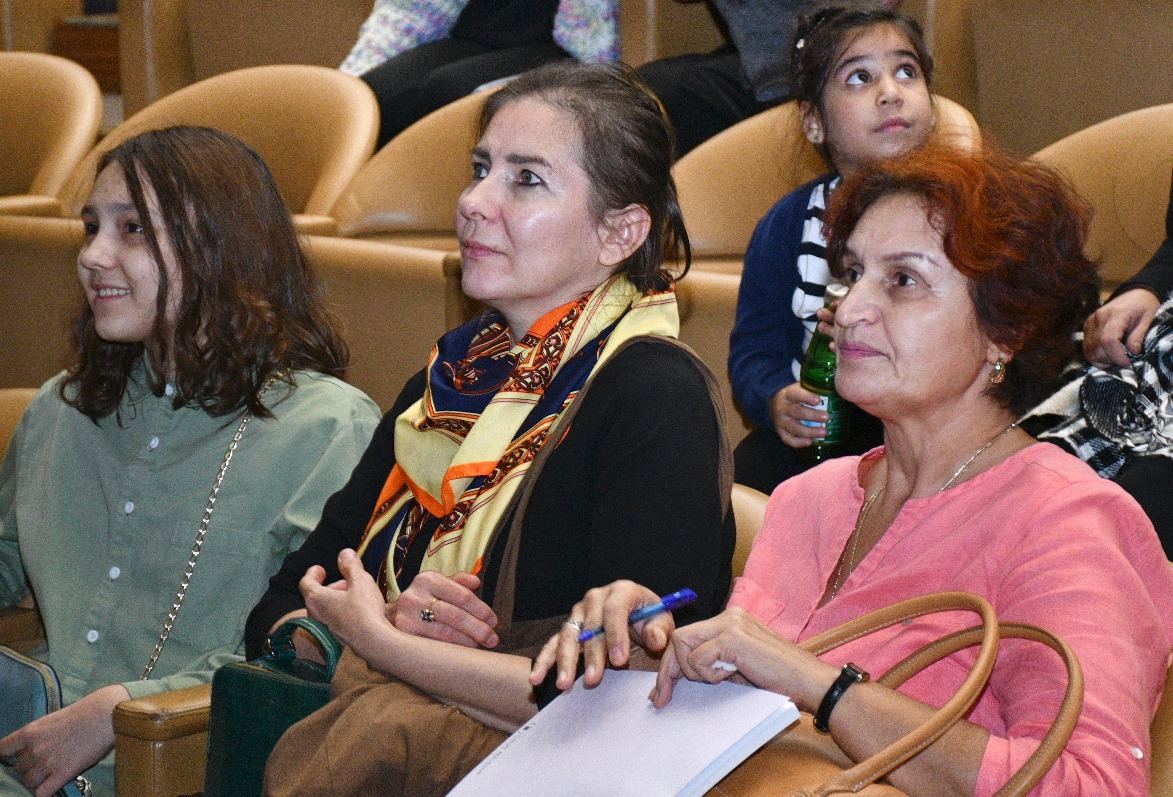 Анатолий Карпов провел в Баку презентацию фильма "Чемпион мира" – поединок  двух миров и систем (ФОТО)