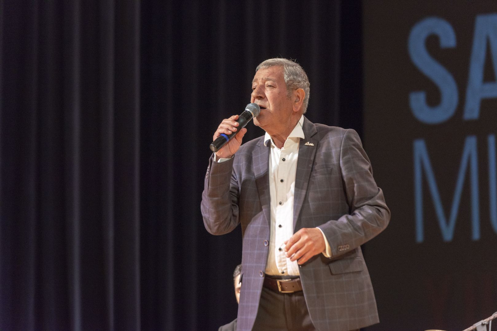 В Баку прошел вечер шансона, мейханы и юмора - юбилей  Садыха Мустафаева (ВИДЕО, ФОТО)