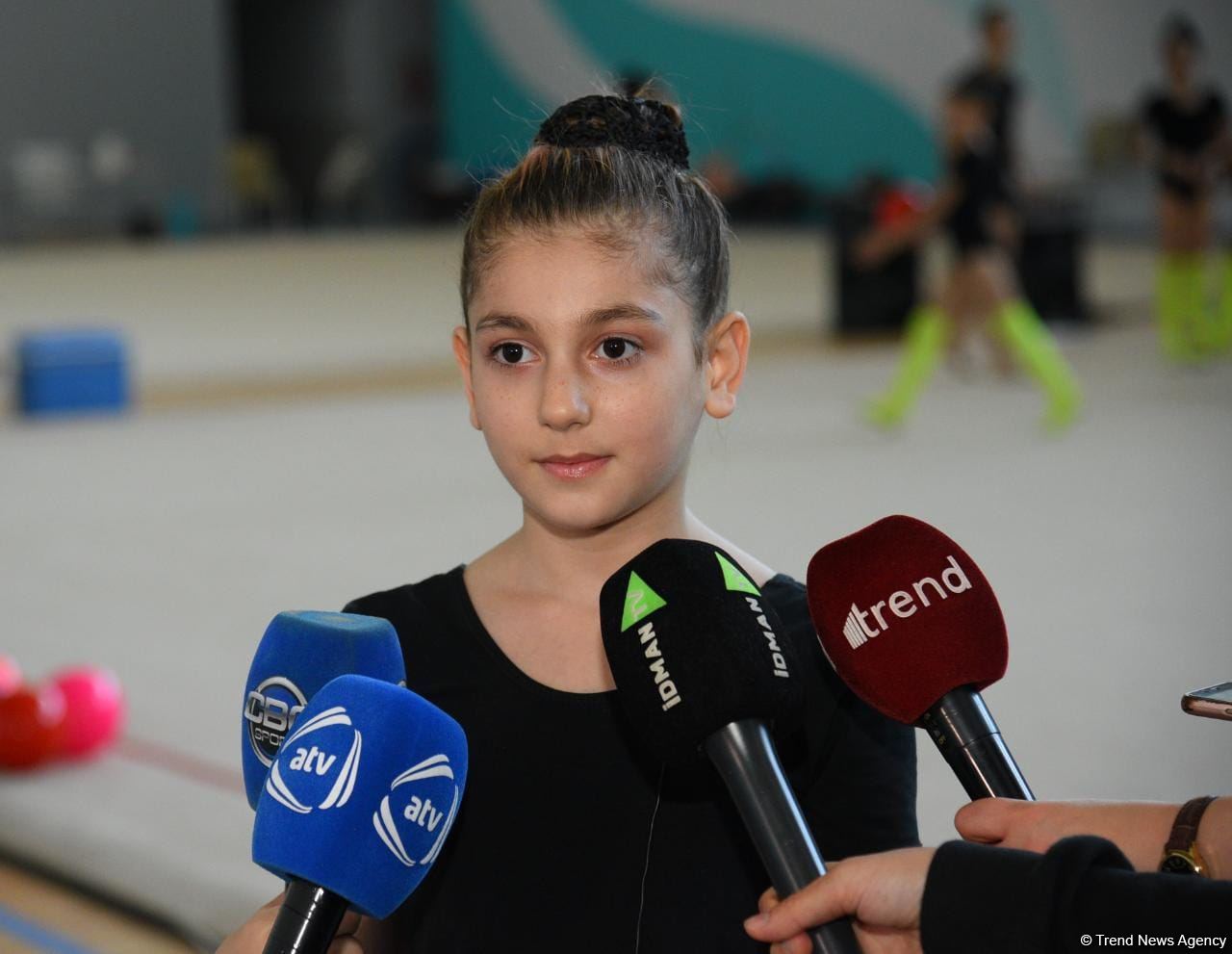 В Национальной арене гимнастики в Баку проходят учебно-тренировочные сборы спортсменок из Мингячевира (ФОТО)