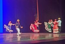 Легендарный балет Игоря Моисеева представил в Баку азербайджанский танец "Чобаны" (ФОТО)