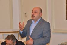 В Баку состоялась презентация исторического романа Юнуса Огуза "Cığır" (ФОТО)