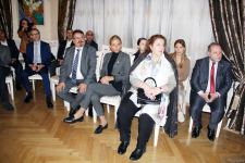 Премьера в Баку! Немного лучика солнца, немного дыхания ветра и еще немного любви (ФОТО)