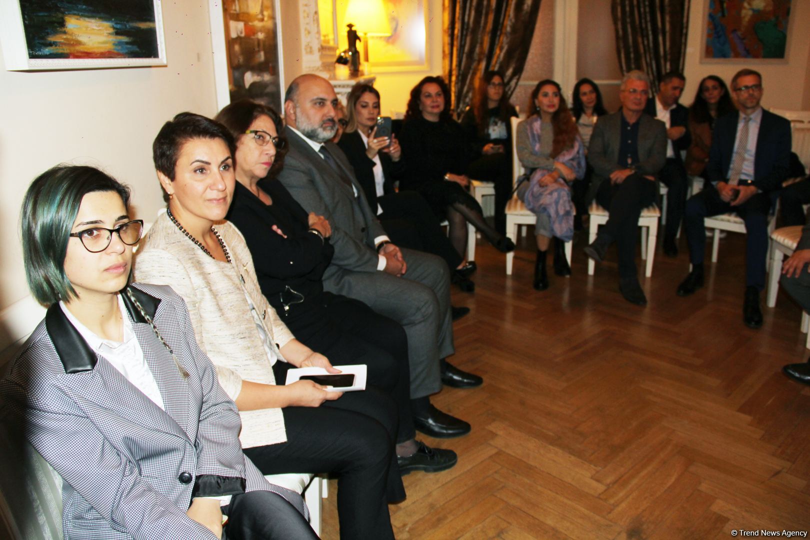 Премьера в Баку! Немного лучика солнца, немного дыхания ветра и еще немного любви (ФОТО)