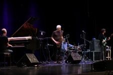 В бой идут одни "старики" - потрясающий концерт легендарной Yellow Jackets в Баку, или Сюрприз с балабаном (ВИДЕО, ФОТО)