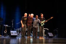 В бой идут одни "старики" - потрясающий концерт легендарной Yellow Jackets в Баку, или Сюрприз с балабаном (ВИДЕО, ФОТО)