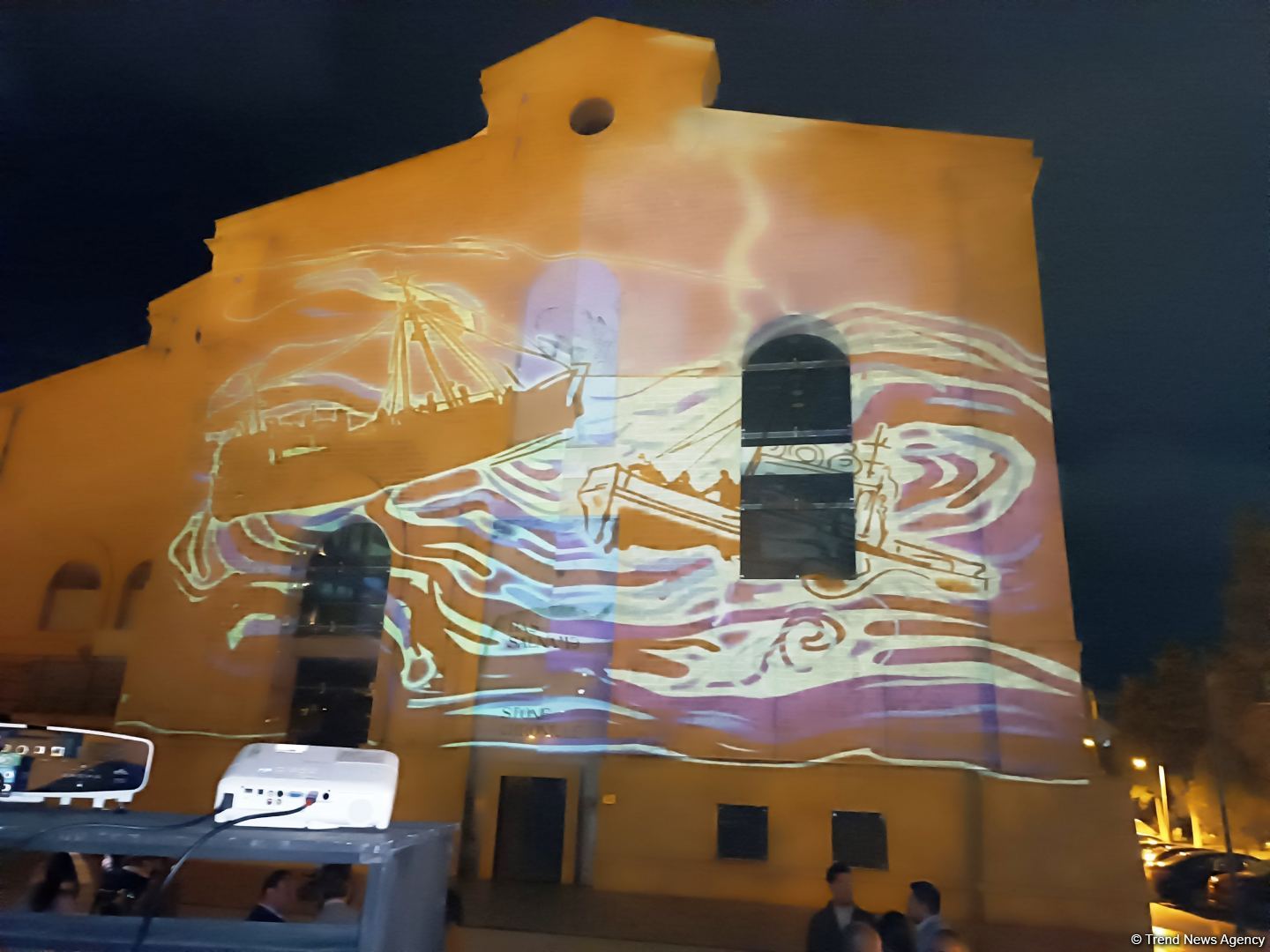 На стенах Музея каменной летописи в Баку представлен 3D mapping, реализованный посольством Германии и  QGallery (ВИДЕО, ФОТО)