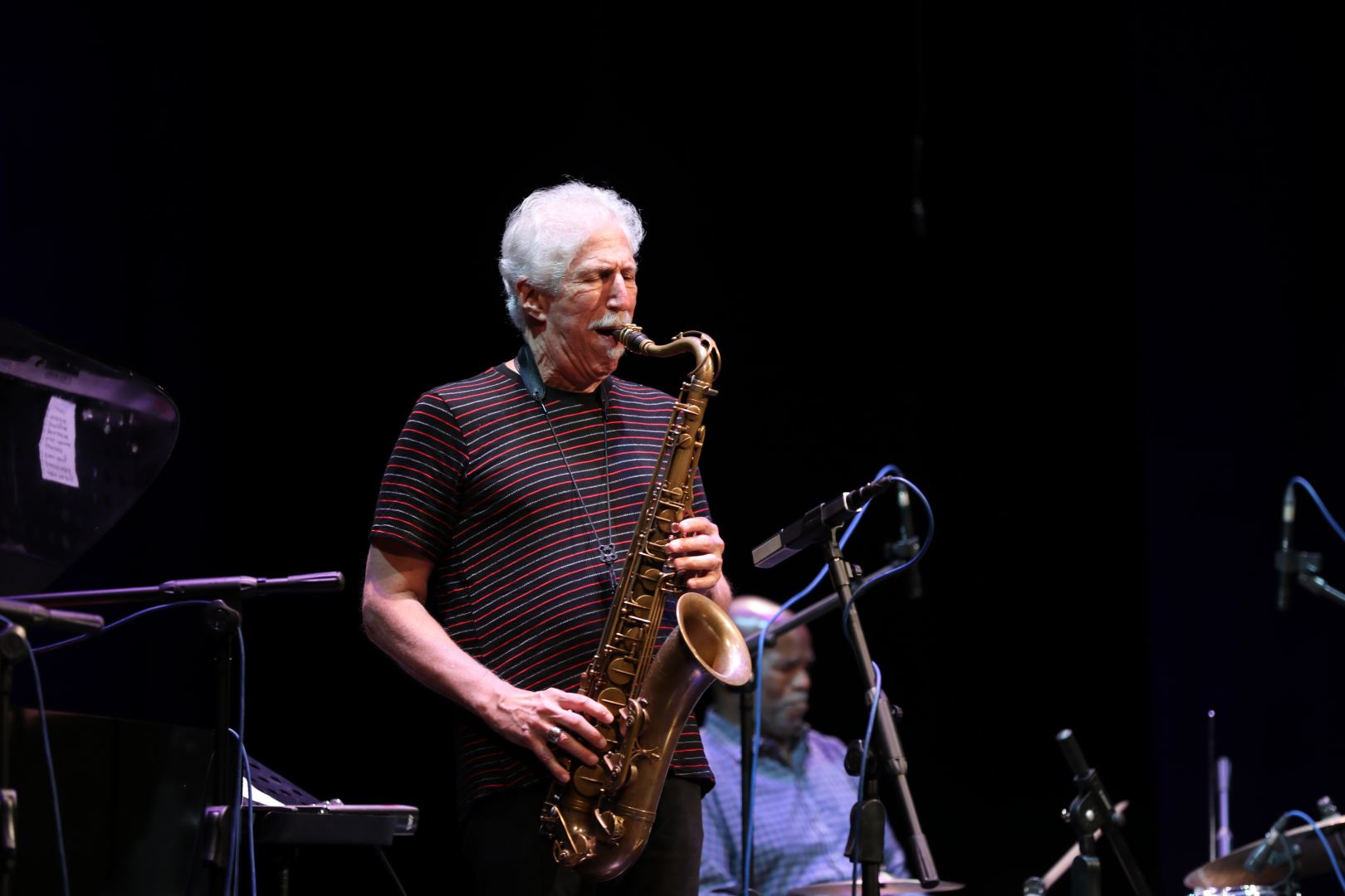 В бой идут одни "старики" - потрясающий концерт легендарной Yellow Jackets в Баку, или Сюрприз с балабаном (ВИДЕО, ФОТО)