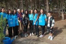 Вице-президент Фонда Гейдара Алиева Лейла Алиева приняла участие в первой акции по посадке деревьев к осеннему сезону «Общереспубликанского озеленительного марафона» (ФОТО)
