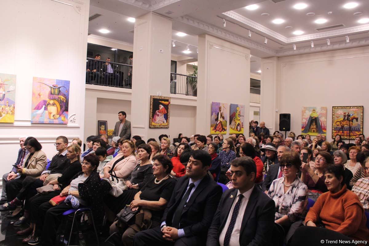 Ты во мне поешь, Азербайджан! Концерт узбекского певца Хурсанда Шерова – когда на помощь приходят друзья  (ВИДЕО, ФОТО)