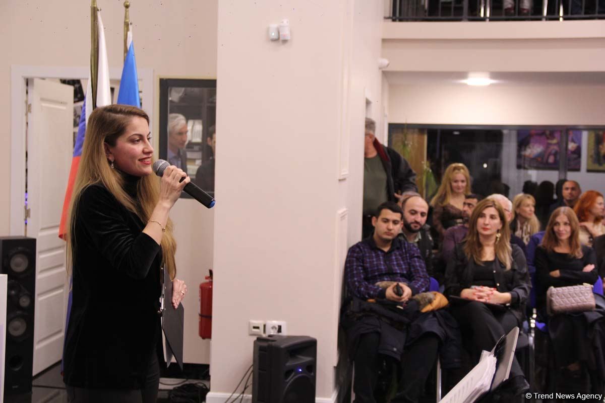 Ты во мне поешь, Азербайджан! Концерт узбекского певца Хурсанда Шерова – когда на помощь приходят друзья  (ВИДЕО, ФОТО)