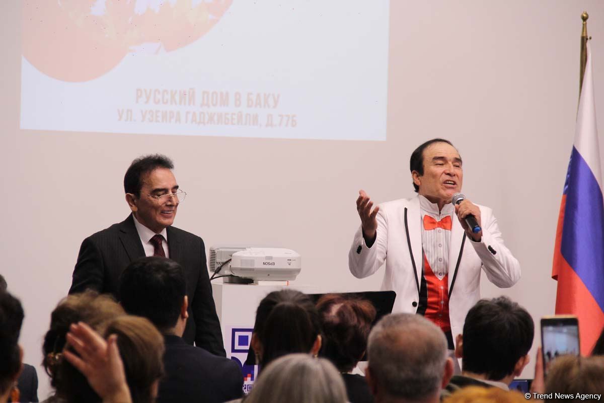 Ты во мне поешь, Азербайджан! Концерт узбекского певца Хурсанда Шерова – когда на помощь приходят друзья  (ВИДЕО, ФОТО)