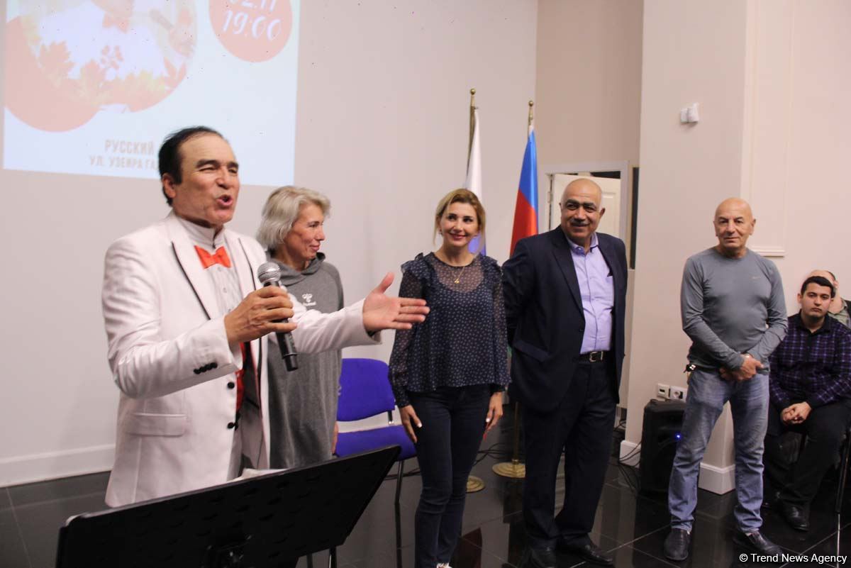 Ты во мне поешь, Азербайджан! Концерт узбекского певца Хурсанда Шерова – когда на помощь приходят друзья  (ВИДЕО, ФОТО)