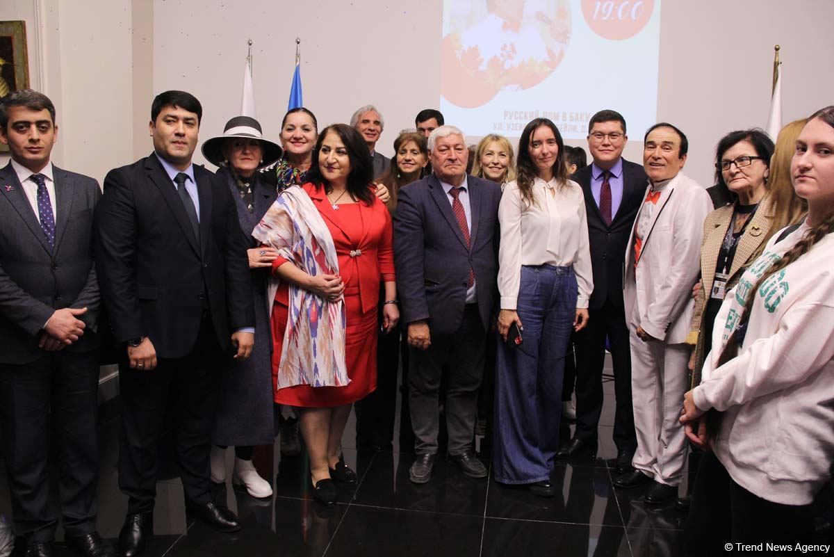 Ты во мне поешь, Азербайджан! Концерт узбекского певца Хурсанда Шерова – когда на помощь приходят друзья  (ВИДЕО, ФОТО)