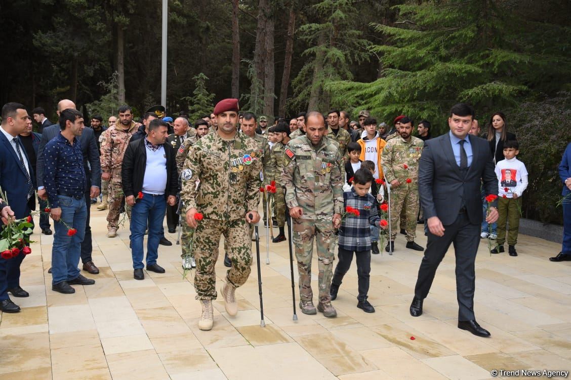 В Баку проходит автопробег “Победа” (ФОТО)