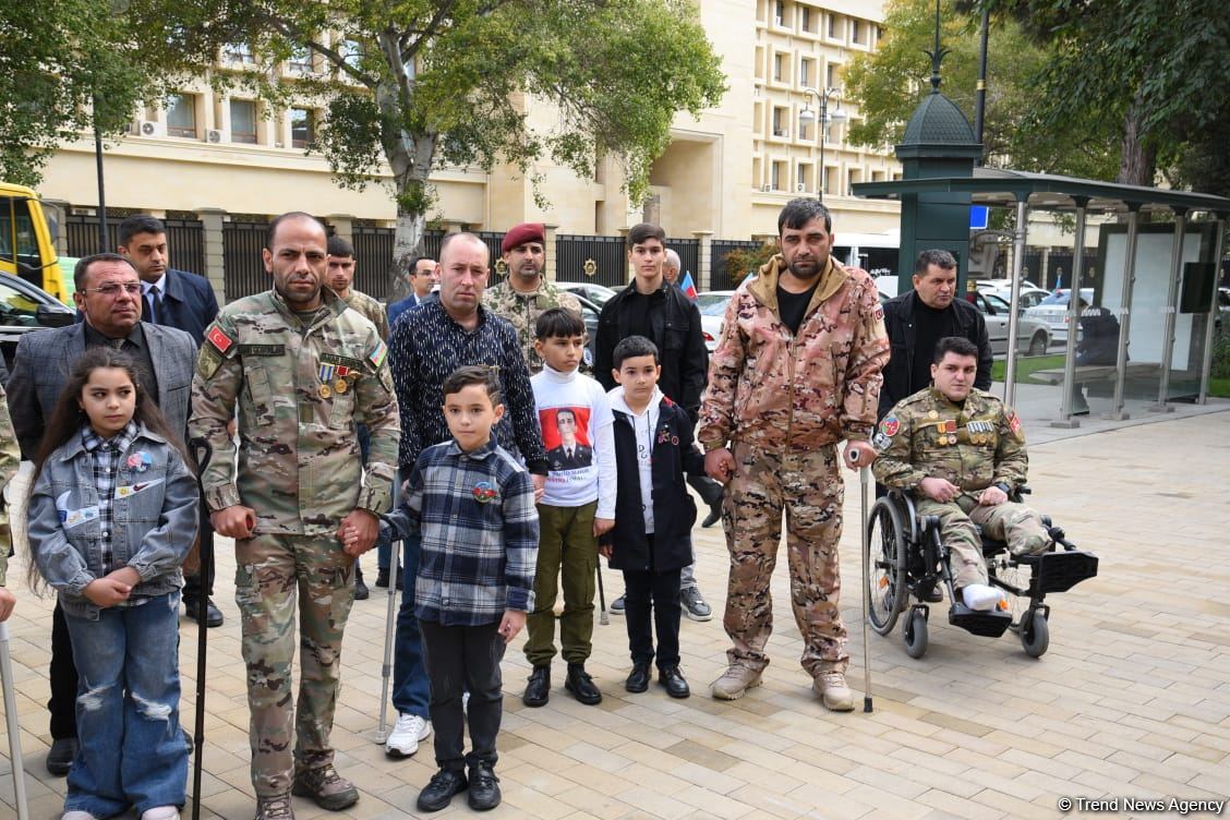 В Баку проходит автопробег “Победа” (ФОТО)