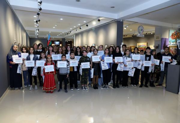 Представлены 44 лучшие работы, посвященные Победе в Отечественной войне Азербайджана (ФОТО)