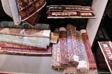 В Four Seasons Baku состоялось торжественное открытие бутика "Азерхалча" – красочные Карабахские скакуны и потрясающие ковры (ФОТО)