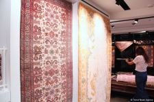 В Four Seasons Baku состоялось торжественное открытие бутика "Азерхалча" – красочные Карабахские скакуны и потрясающие ковры (ФОТО)