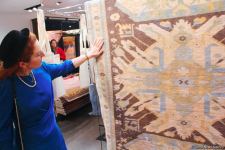 В Four Seasons Baku состоялось торжественное открытие бутика "Азерхалча" – красочные Карабахские скакуны и потрясающие ковры (ФОТО)