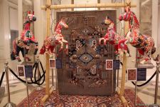 В Four Seasons Baku состоялось торжественное открытие бутика "Азерхалча" – красочные Карабахские скакуны и потрясающие ковры (ФОТО)