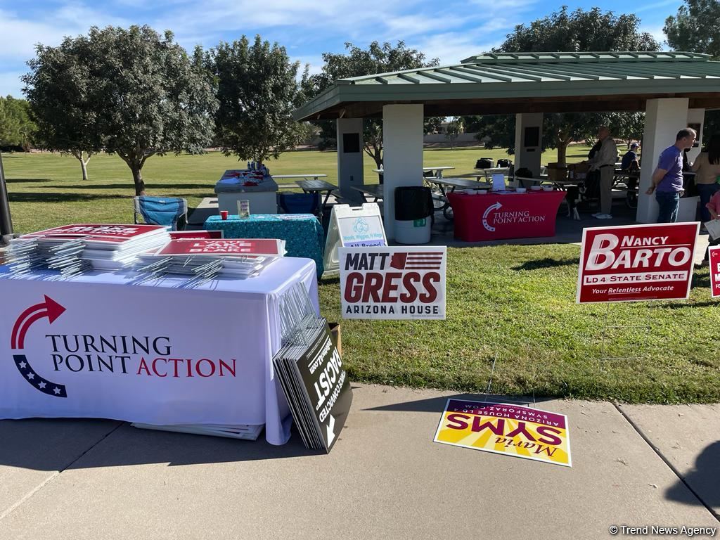 Республиканцы вышли на митинг, утверждая, что они спасут Аризону (ФОТО/ВИДЕО)