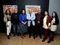 "Человек-праздник" Мир Азер Абдуллаев – лечебные свойства оптимизма и позитива экспозиции в Баку (ФОТО)