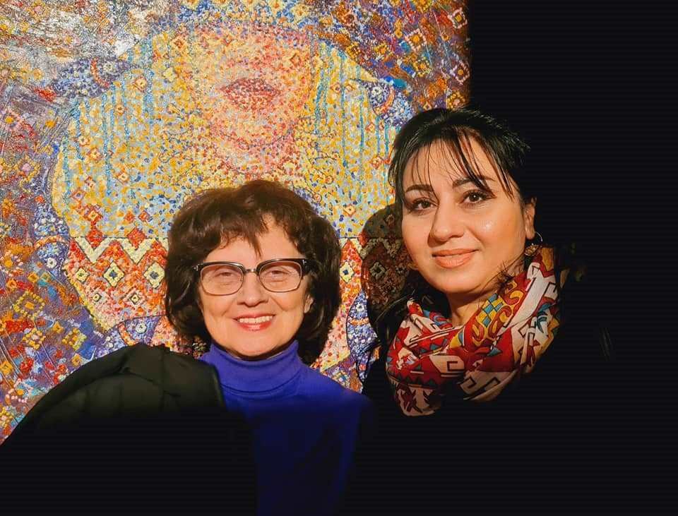 "Человек-праздник" Мир Азер Абдуллаев – лечебные свойства оптимизма и позитива экспозиции в Баку (ФОТО)