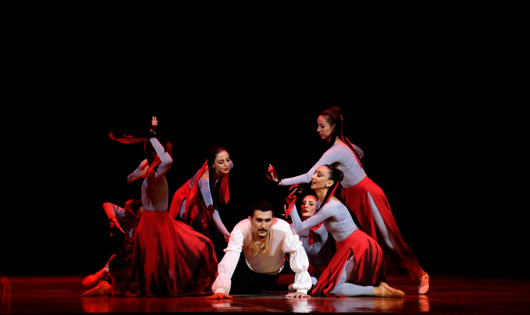 Легенда о несчастных влюбленных в Баку, или Античные герои как простые смертные (ФОТО)