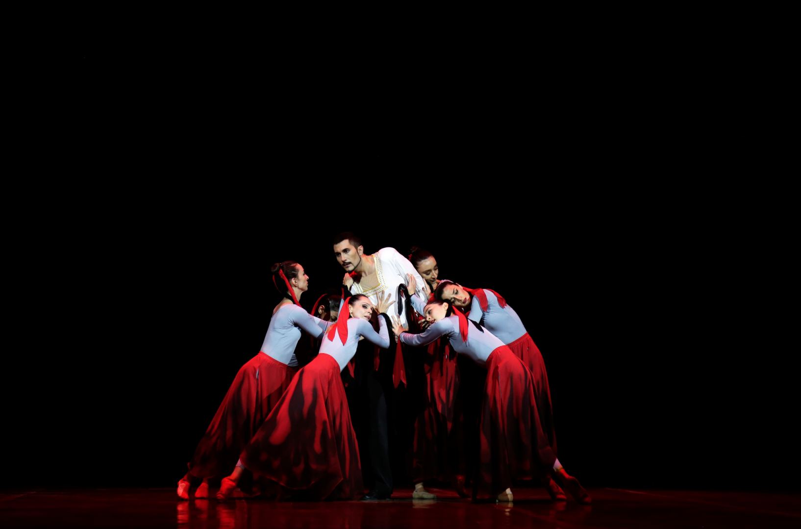 Легенда о несчастных влюбленных в Баку, или Античные герои как простые смертные (ФОТО)