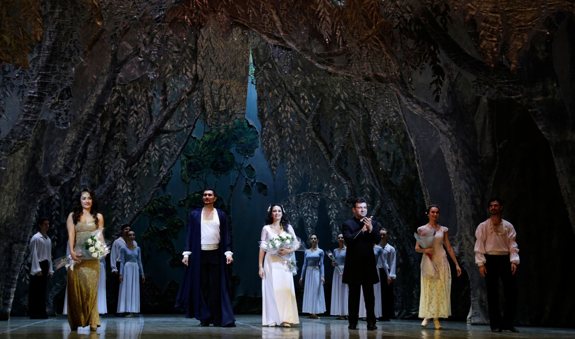 Легенда о несчастных влюбленных в Баку, или Античные герои как простые смертные (ФОТО)