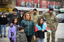 В Баку прошло шествие в связи с Днем Победы (ФОТО)