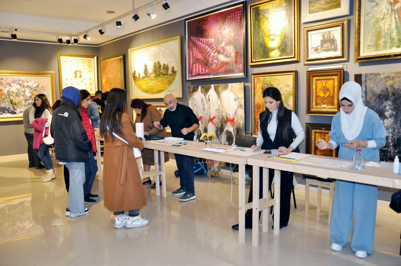 В Баку проведен творческий воркшоп, посвященный Дню Победы (ФОТО