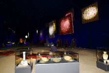 Первая леди Азербайджана Мехрибан Алиева ознакомилась с выставкой “Миражи времени” в Самарканде (ФОТО/ВИДЕО)