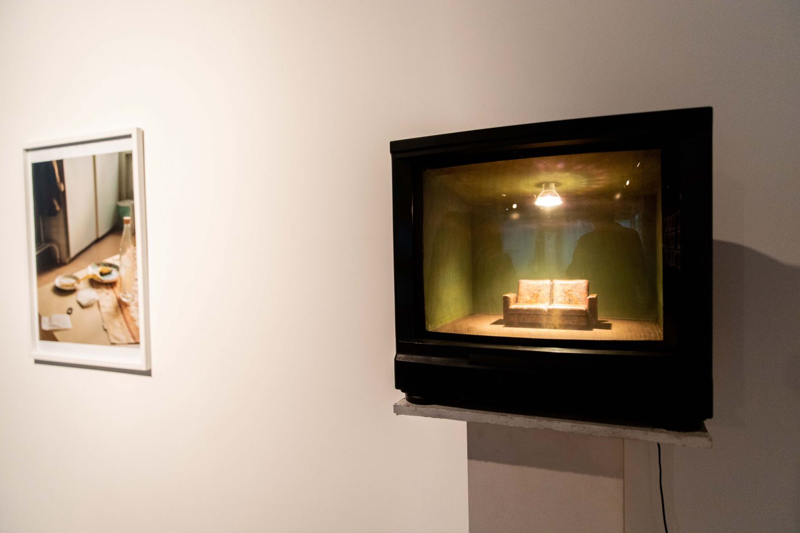 Безопасная зона - Пространство Современного Искусства YARAT представило коллективную выставку (ФОТО)