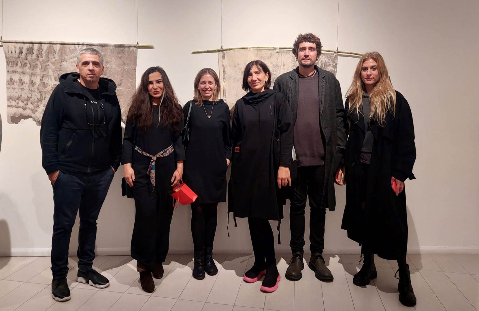 Быть женщиной в Баку. В азербайджанском языке личные местоимения "Он" и "Она" не имеют различия (ФОТО)