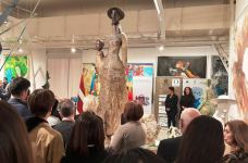 Быть женщиной в Баку. В азербайджанском языке личные местоимения "Он" и "Она" не имеют различия (ФОТО)